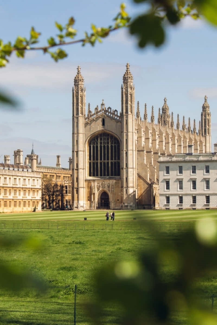 Khám phá một châu Âu đa dạng và phong cách tại Đại học Cambridge