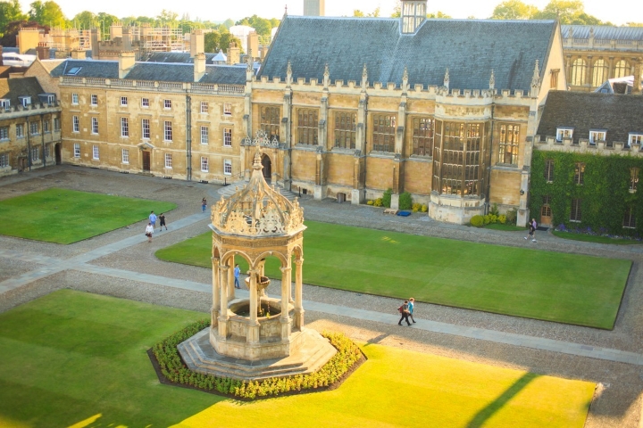 Trinity là một trong những điểm đến được lựa chọn ưu tiên khi đến Cambridge