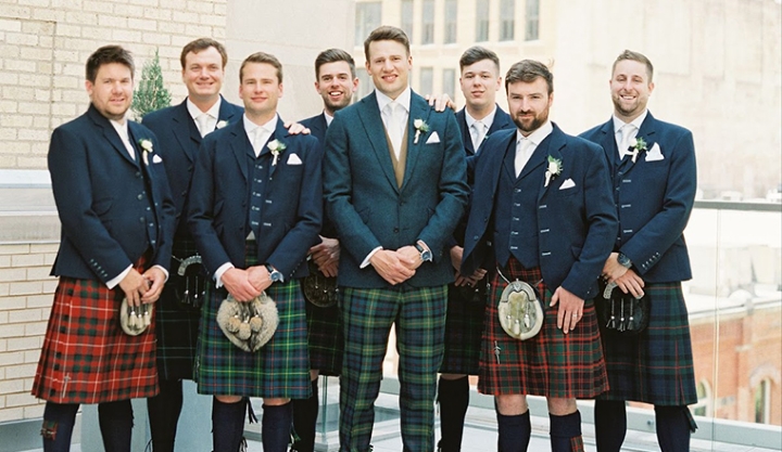 Trang phục truyền thống Scotland được diện trong một lễ cưới