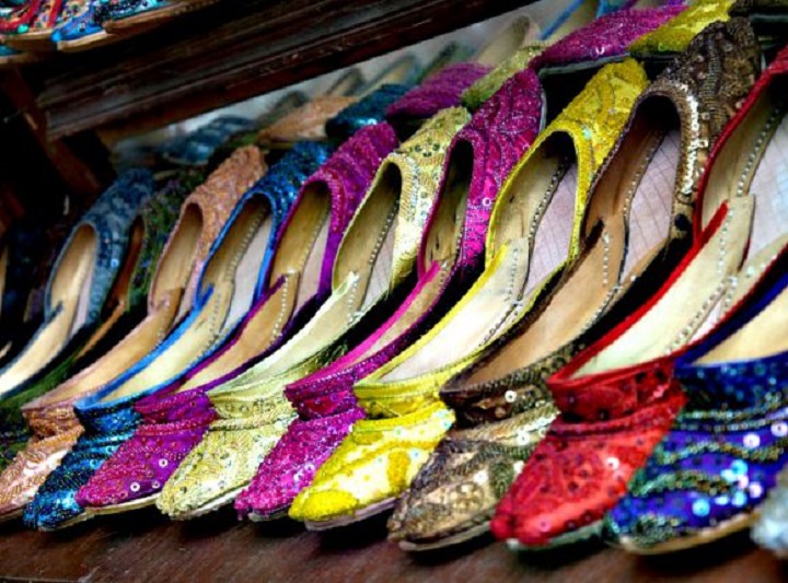 Giày truyền thống Ả Rập
