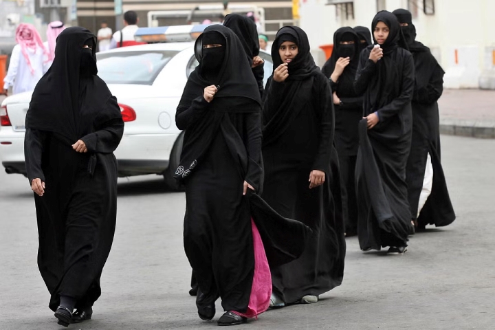  Abaya - Trang phục truyền thống của phụ nữ Dubai