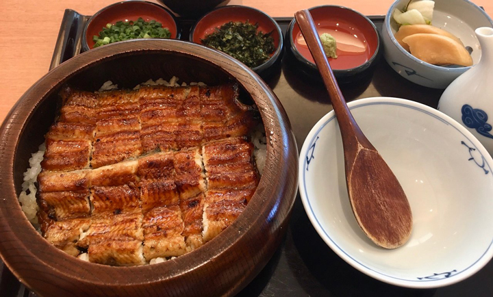 Cơm lươn chuẩn vị Kanto ở một trong những quán ăn ngon ở Tokyo