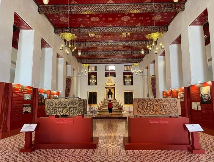 Khu vực trưng bày những hiện vật thời Ayutthaya