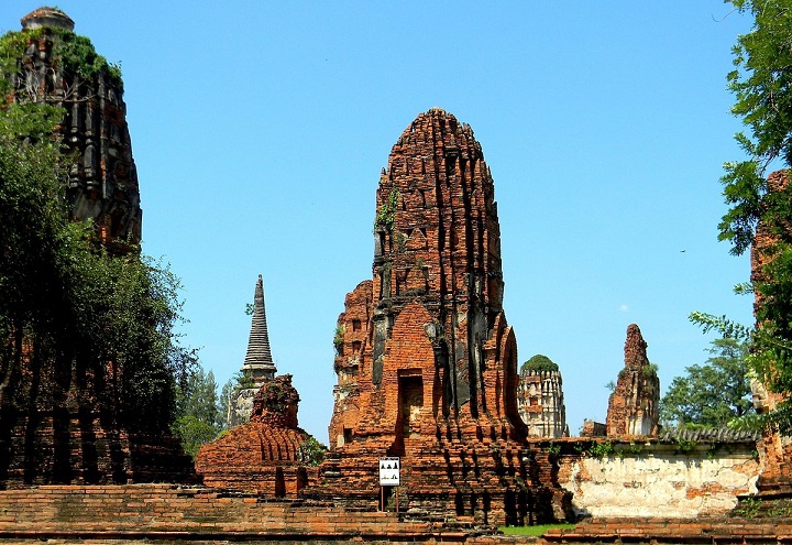 Ngôi chùa được chính thức khởi công vào năm 1374 