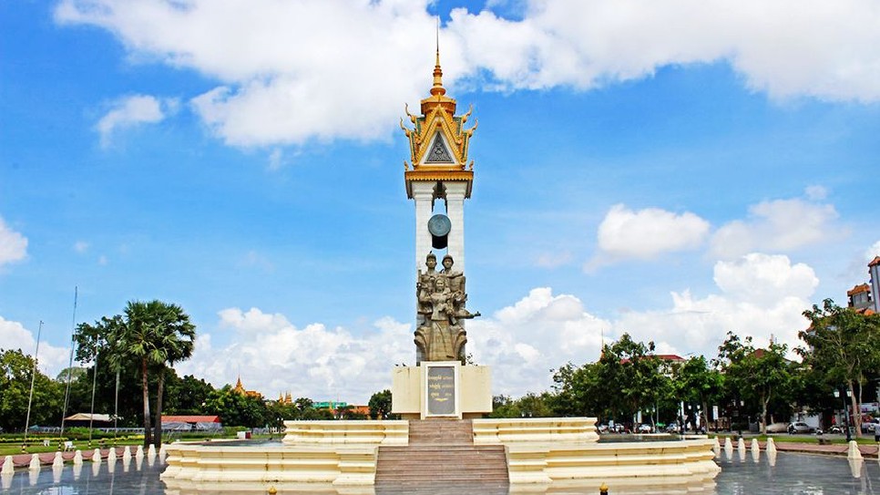 Tượng Đài Hữu Nghị Việt Nam – Campuchia