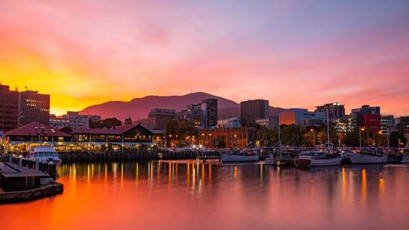 ĐẠI HẢI TRÌNH XUYÊN ĐẢO NGỌC TASMANIA BẰNG RV