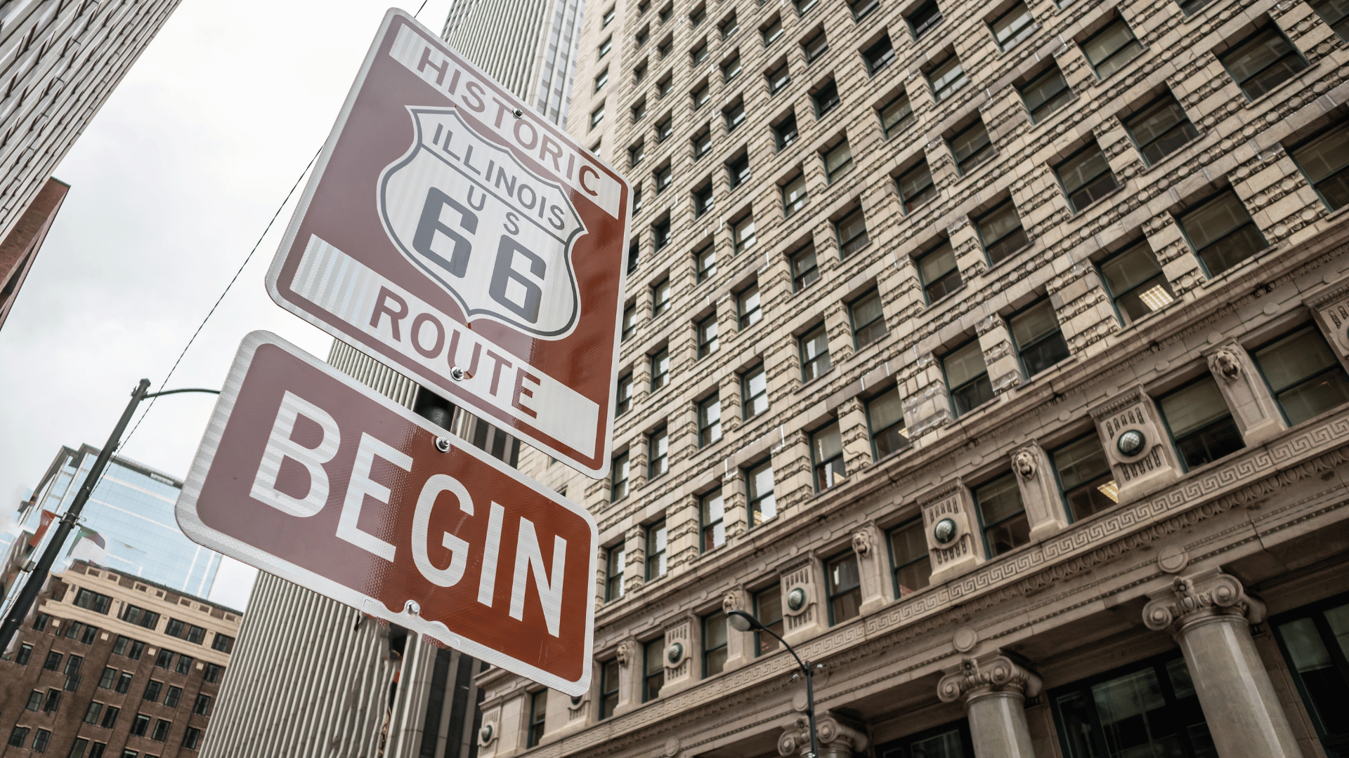 Cột mốc "Begin Historic Route 66"