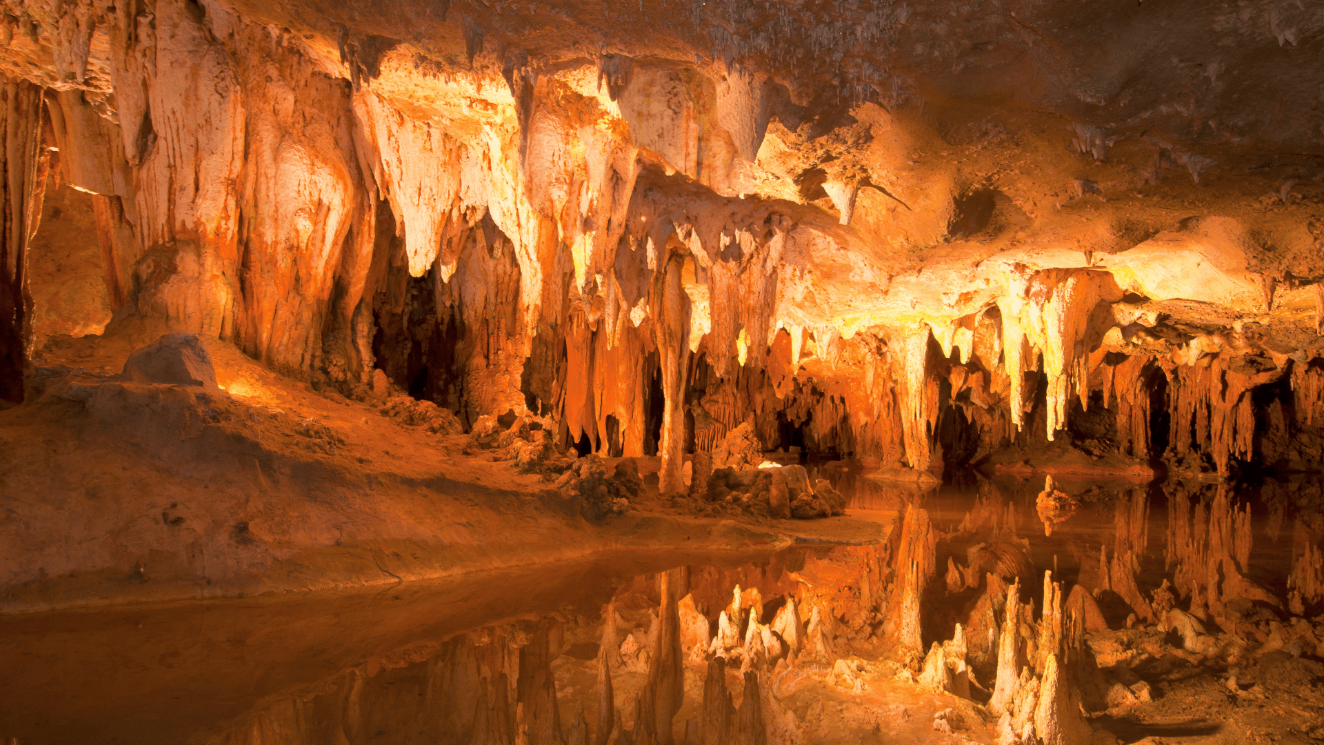 Meramec Caverns