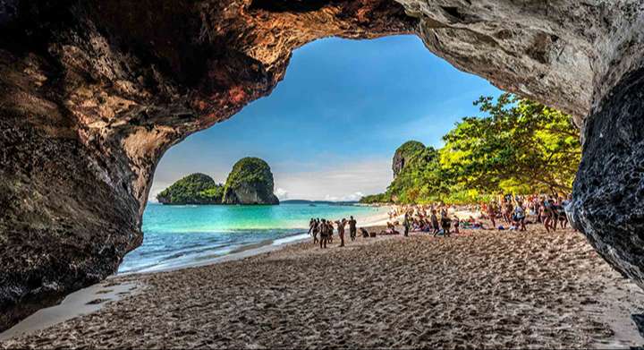 Hang động Phra Nang