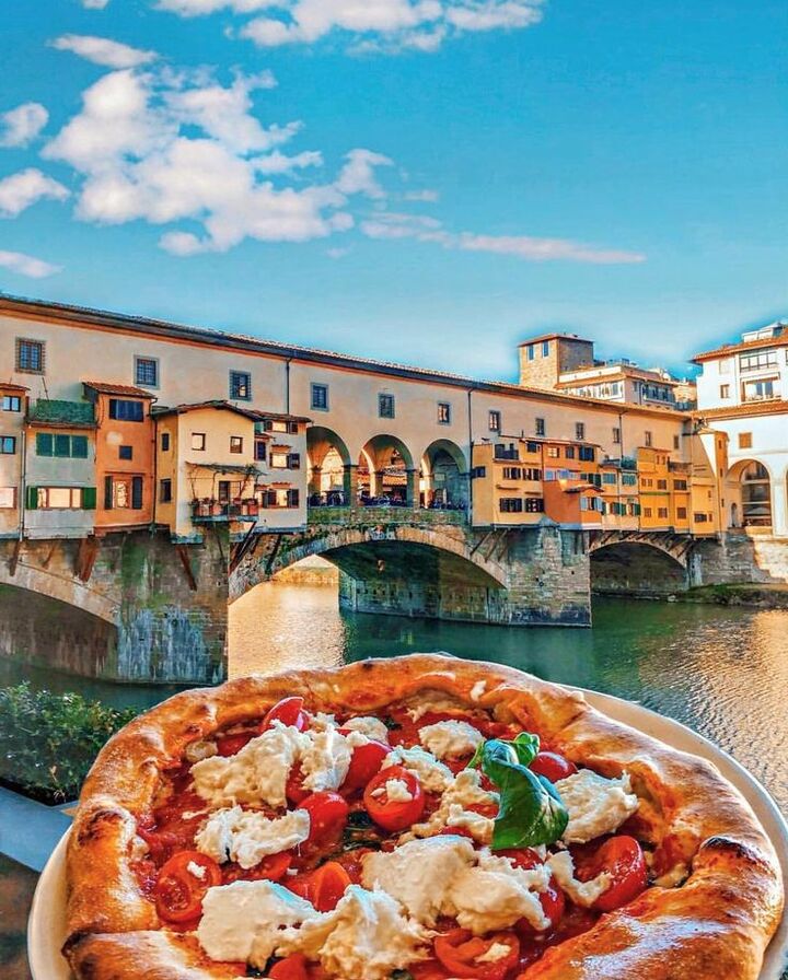 Tin vui là ở Ý bánh pizza không chỉ cực kỳ ngon mà còn siêu rẻ!