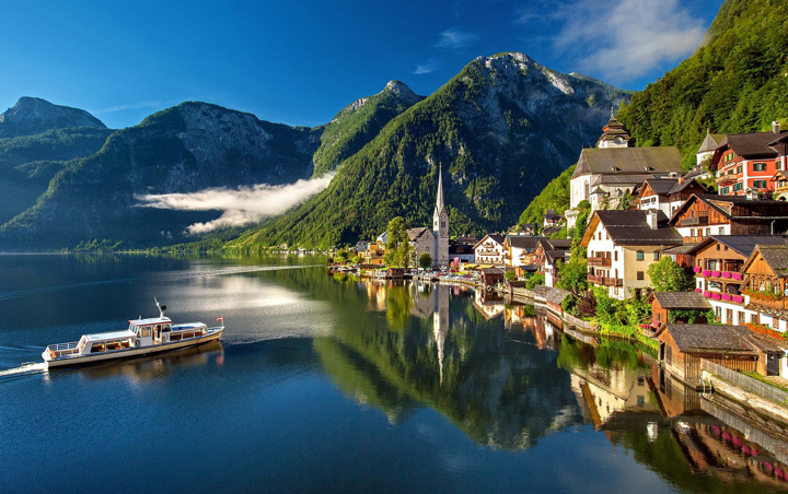 Phong cảnh tuyệt đẹp của làng cổ Hallstatt