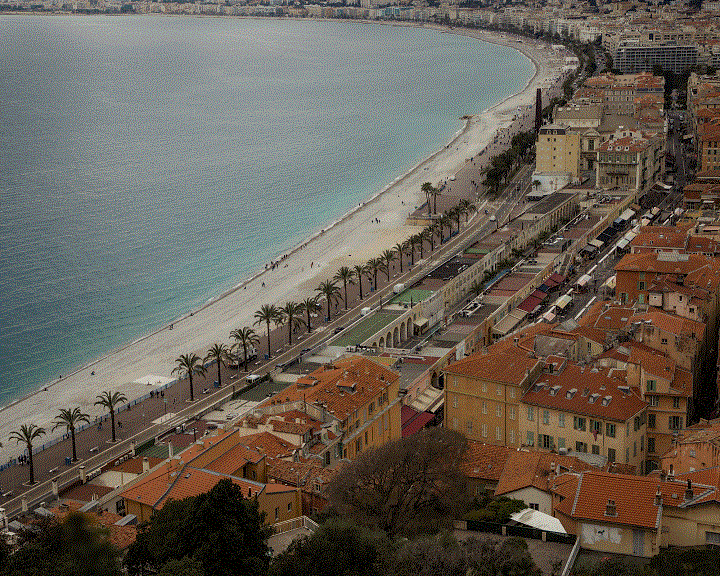 Con đường biển Promenade des Anglais