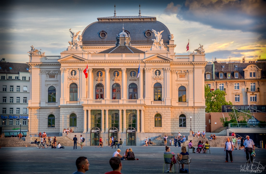Nhà hát Opera Zurich