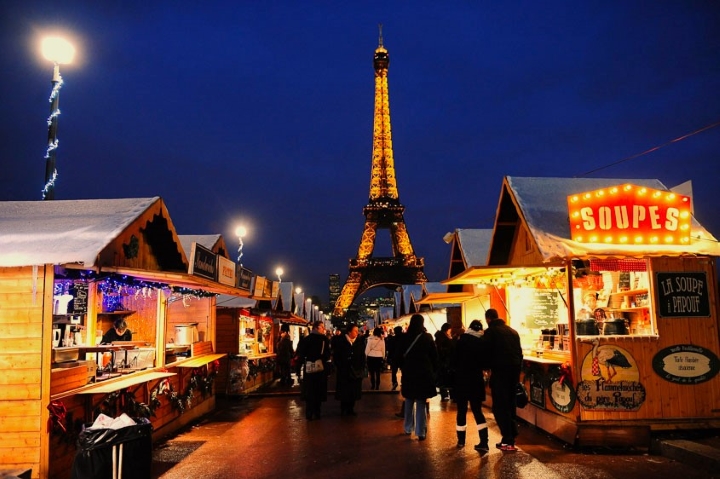 Paris, Pháp - Thành phố ánh sáng và tình yêu