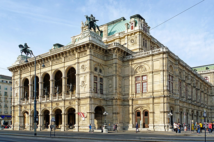  Nhà hát Opera Quốc gia Vienna