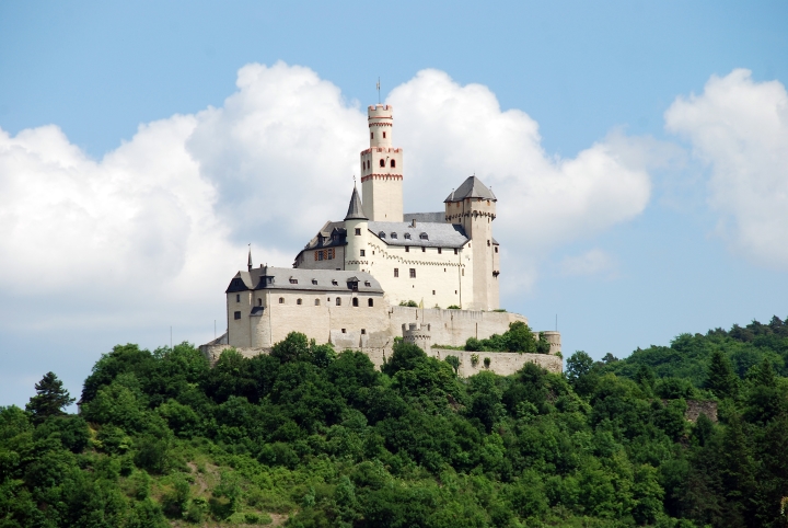 Lâu đài cổ Braubach
