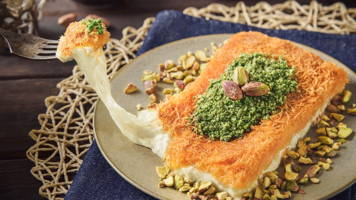 Kunafa - Món tráng miệng ngon miệng tại Firas Sweets