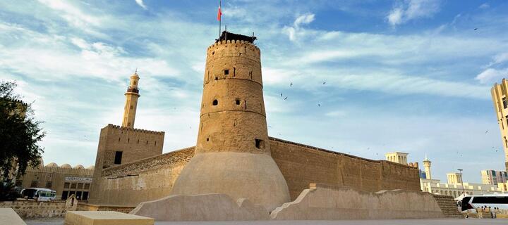 Tòa tháp cổ nhất của nó được xây vào khoảng năm 1787 và vẫn còn tồn tại đến ngày nay