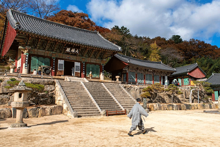 Ngôi đền Beomeosa rộng lớn và cổ kính