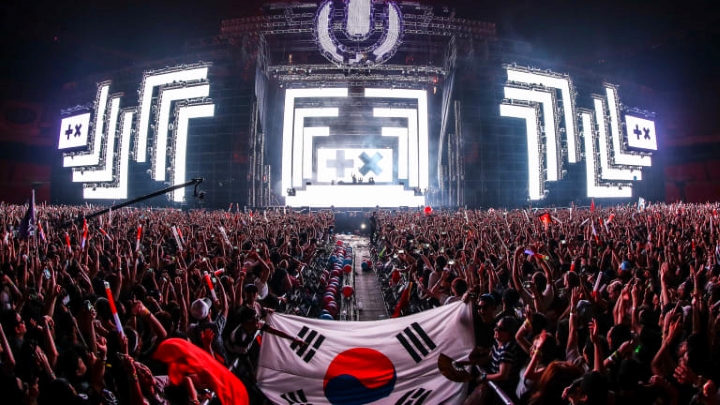 Màn trình diễn EDM tại lễ hội âm nhạc Ultra Korea