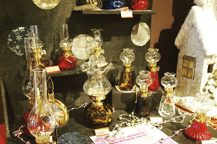 Những món đồ thủy tinh chế tác tinh xảo tại Otaru