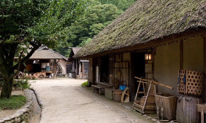 Tòa nhà Sanshu Asuke Yashiki