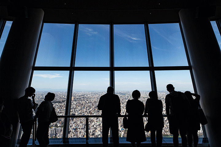 Ngắm toàn thành phố Tokyo từ đài quan sát của tháp Tokyo Skytree