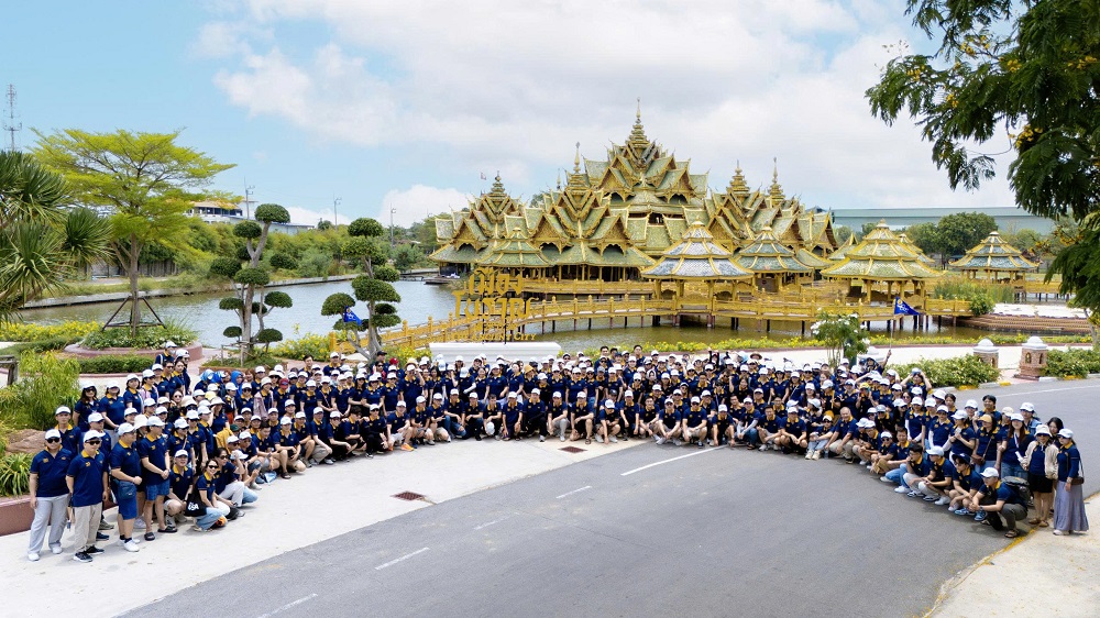 1.	Hơn 300 th&agrave;nh vi&ecirc;n TransViet c&ugrave;ng hội tụ tại Th&aacute;i Lan trong h&agrave;nh tr&igrave;nh kỷ niệm 30 năm th&agrave;nh lập.