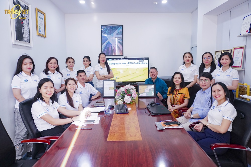 Buổi họp khởi động triển khai ESG v&agrave; SBTi giữa TransViet v&agrave; Green Transition - bắt đầu giai  đoạn chuyển từ &ldquo;b&aacute;o c&aacute;o ESG&rdquo; sang &ldquo;đo lường v&agrave; cải tiến thực chất&rdquo;. 