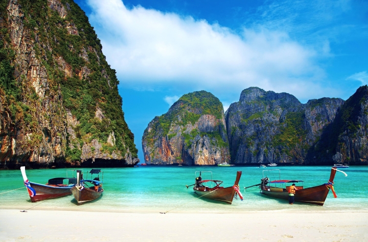  Du lịch Thái Lan là lúc đẻ hòa mình vào màu xanh của biển cả