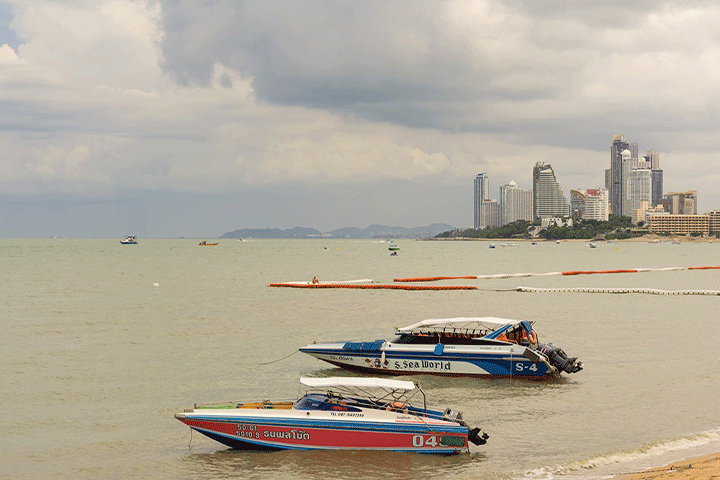 Hoạt động trên biển dành cho du khách