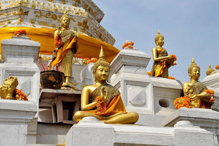 Wat Songtham Worawihan là điểm đến tâm linh tọa lạc tại Phra Pradaeng 