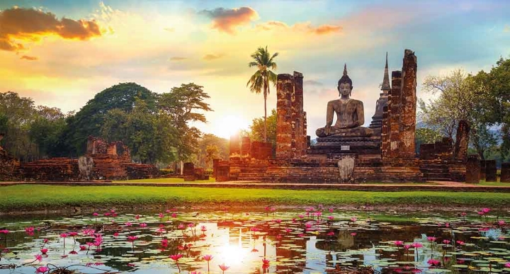 Hoàng hôn tại công viên Sukhothai