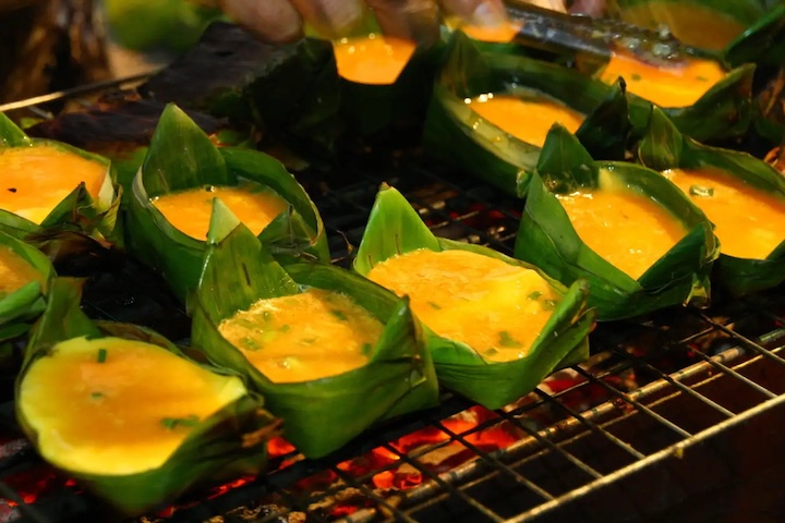 Ẩm thực độc đáo tại phố đi bộ Kat Kong Ta