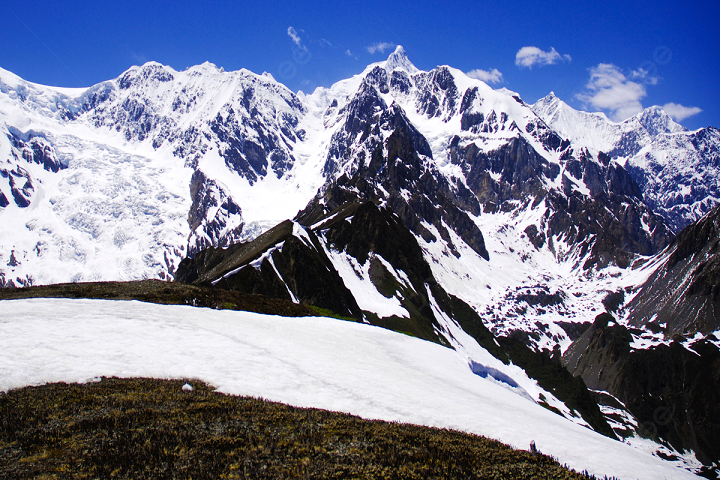 Tháng được đề xuất để tận hưởng vẻ đẹp của dãy núi Tuyết Meili là từ tháng 10 đến tháng 3