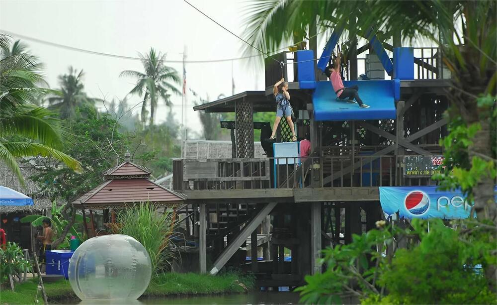 Zipline giữa lòng chợ nổi – vừa mạo hiểm, vừa mãn nhãn với view sông nước Pattaya