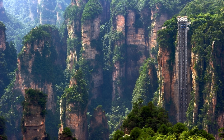 Trải nghiệm thang máy Bách Long – thang máy ngoài trời cao nhất thế giới