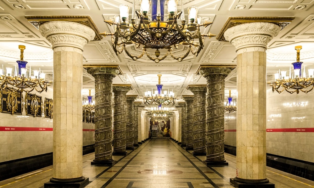 Metro Saint Petersburg l&agrave; &ldquo;Bảo t&agrave;ng ngầm&rdquo; của th&agrave;nh phố