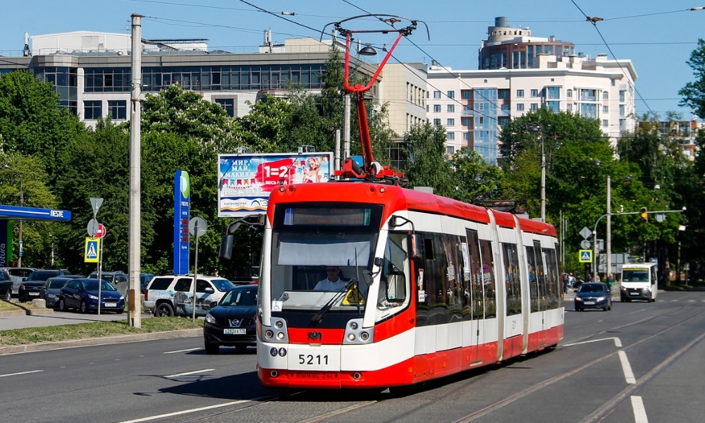 St. Petersburg c&oacute; hệ thống giao th&ocirc;ng c&ocirc;ng cộng ph&aacute;t triển