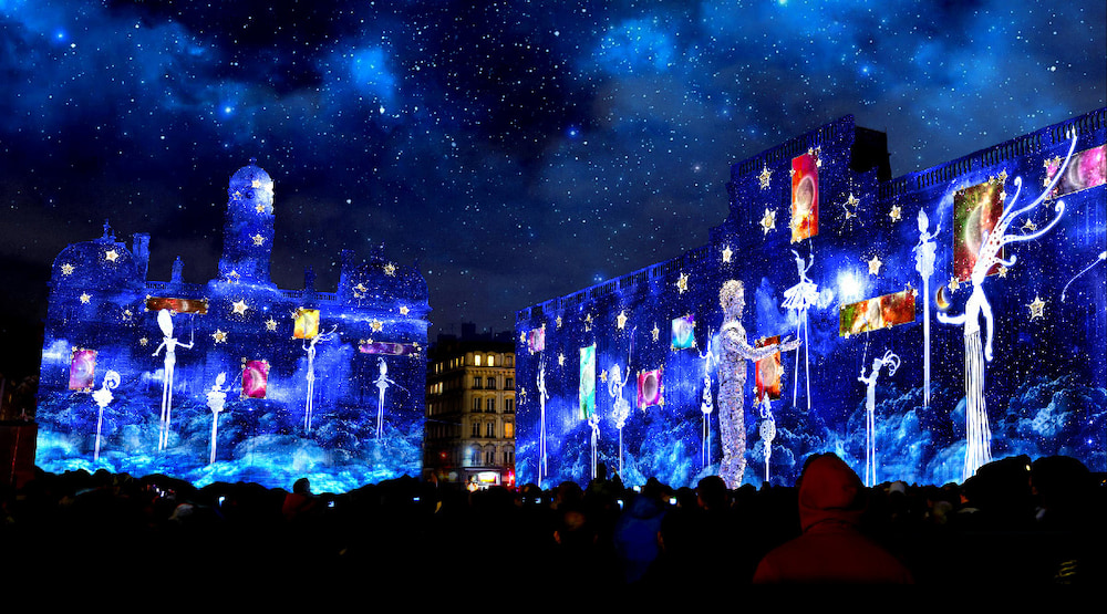 Những màn trình diễn ánh sáng nghệ thuật tại lễ hội ở Lyon luôn là điểm nhấn thu hút hàng ngàn du khách ghé thăm