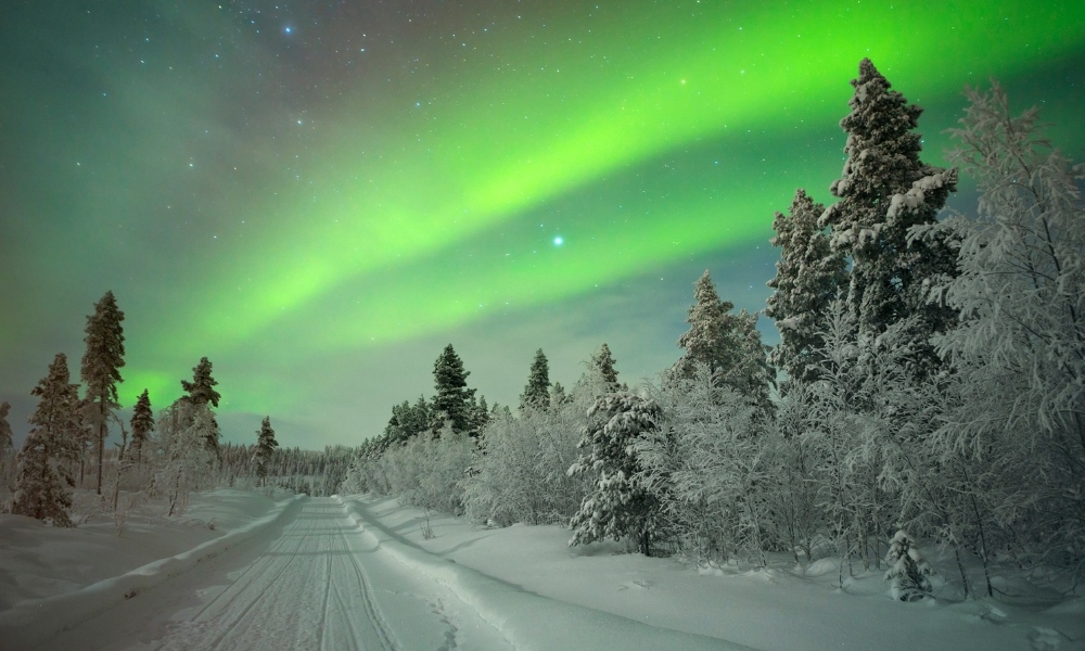 Ngắm cực quang và trải nghiệm tuyết trắng tại Lapland trong cái lạnh sâu tháng 1