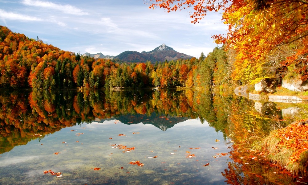 Châu Âu tháng 10 khoác áo mới với tiết trời dễ chịu và cảnh sắc rực rỡ