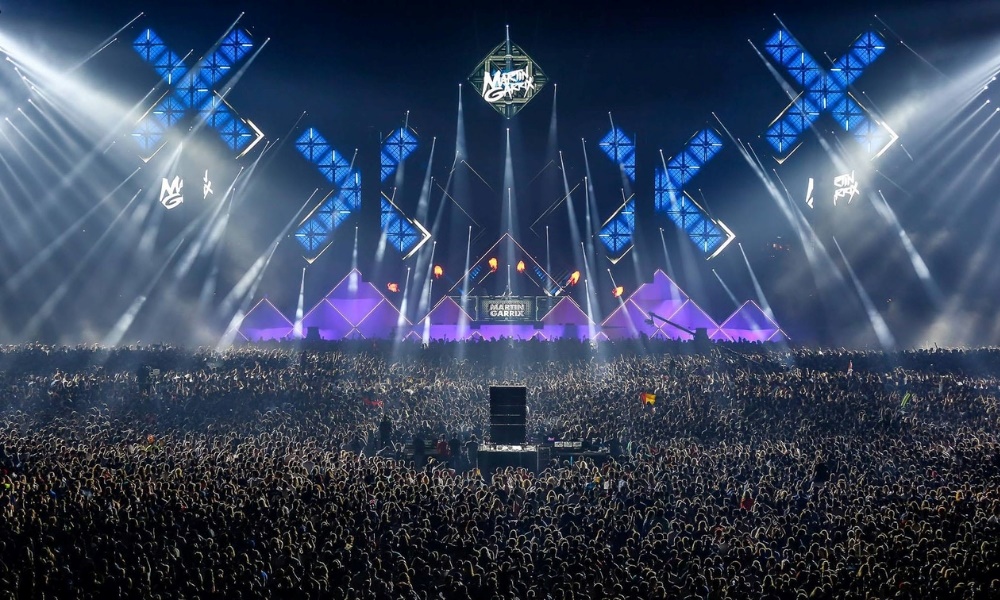 Thành phố Amsterdam lên nhịp cùng giai điệu điện tử