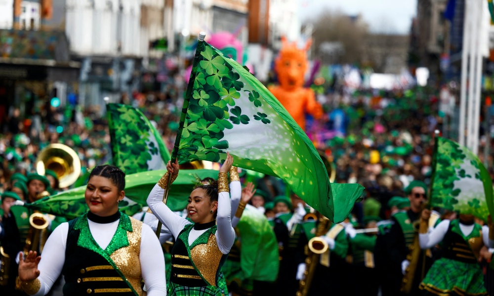 Dublin tràn ngập sắc xanh và tiếng nhạc trong tuần lễ Thánh Patrick tháng 3