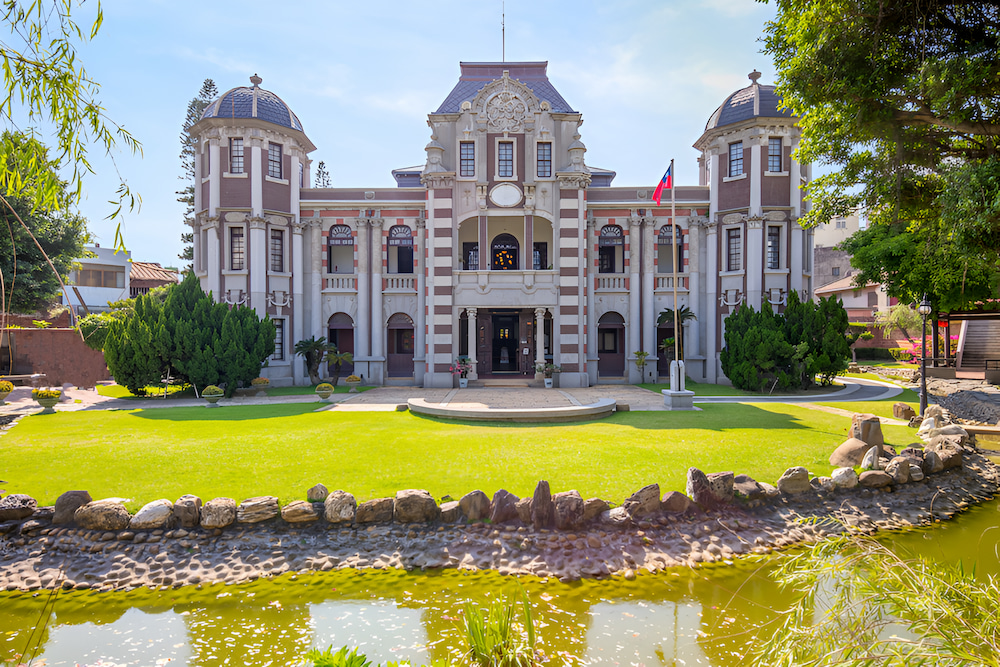 Bảo tàng Nghệ thuật Dân gian Lộc Cảng lưu giữ những hiện vật quý giá từ thời nhà Thanh