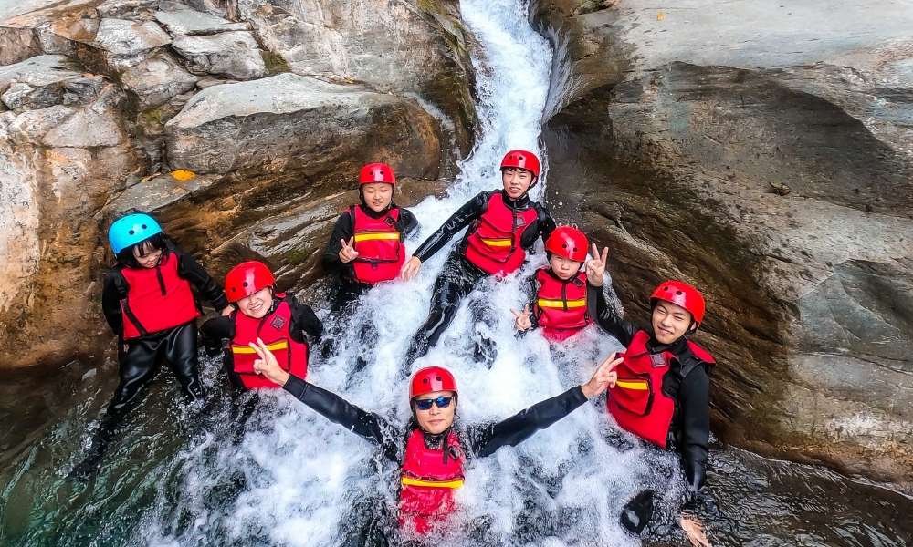 Trải nghiệm River tracing đầy thú vị vào mùa hè đặc trưng ở Hualien