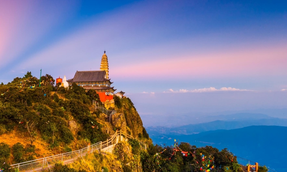 Núi Jizu là điểm hành hương Phật giáo nổi tiếng