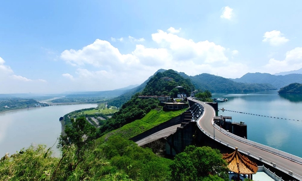 Hồ Shimen nơi thích hợp để hòa mình vào thiên nhiên và khám phá ẩm thực địa phương