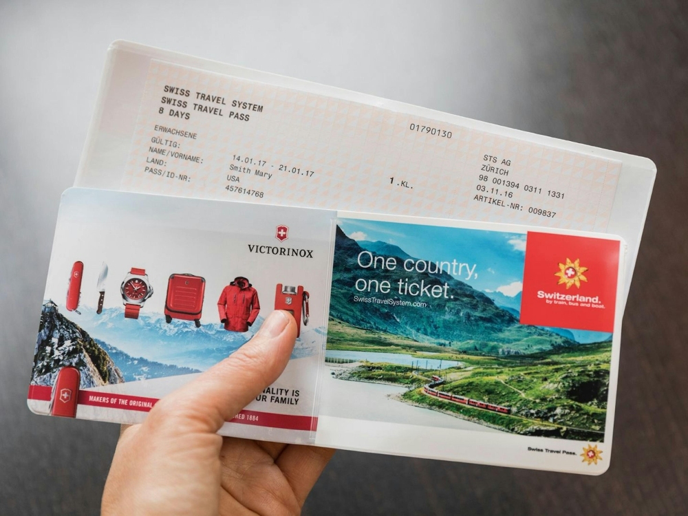 Chỉ với một chiếc Swiss Travel Pass giúp du khách dễ dàng khám phá Geneva