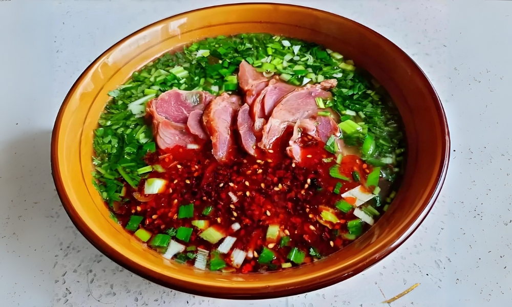 Mỳ bò Lan Châu – bát mì hội tụ đủ “sắc, hương, vị” khiến ai từng nếm qua cũng khó lòng quên được